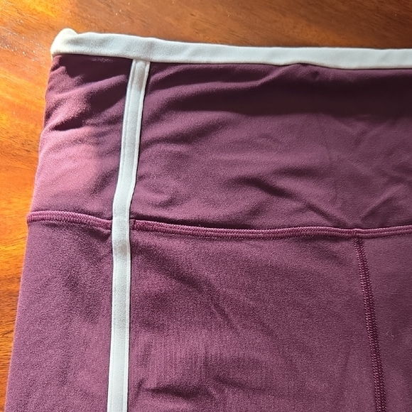 Athleta Ultra High Rise Elation 7/8 Tight Used Good Condition Size M - Picture 6 of 10